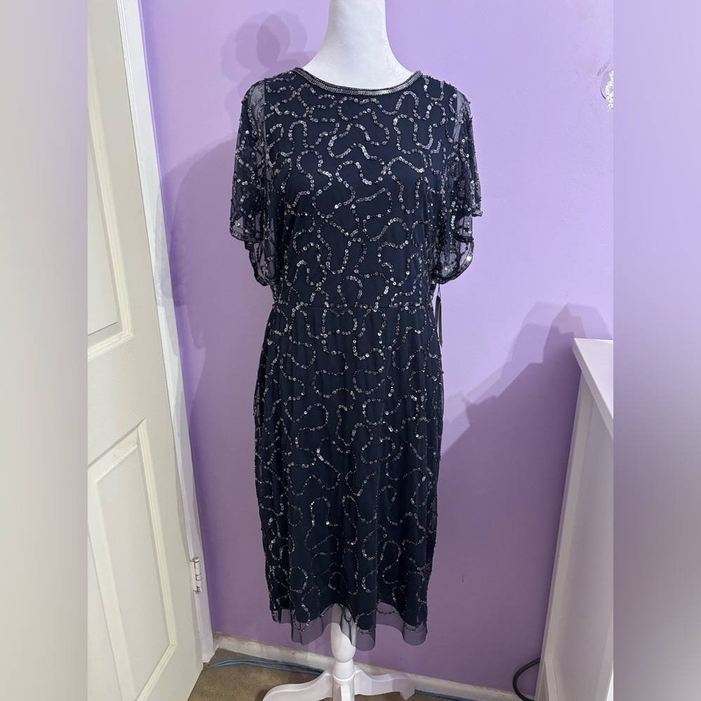 Adriana Papell Black Sequined Midi Gown